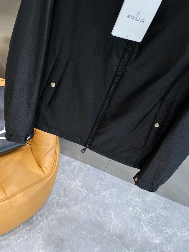 Pra*a outwear